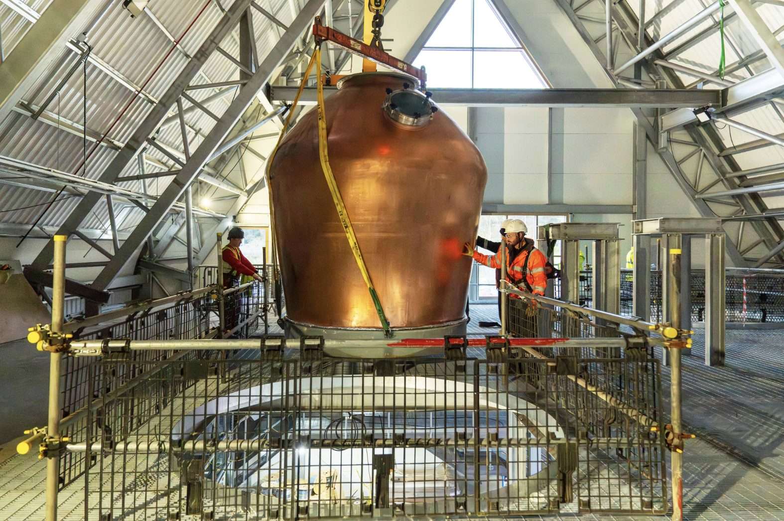 ardgowan distillery copper pot stills arrival